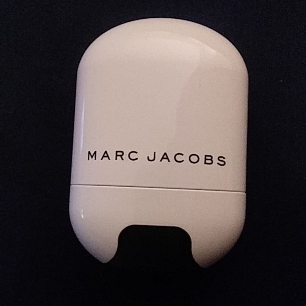 Marc Jacobs Glow Stick